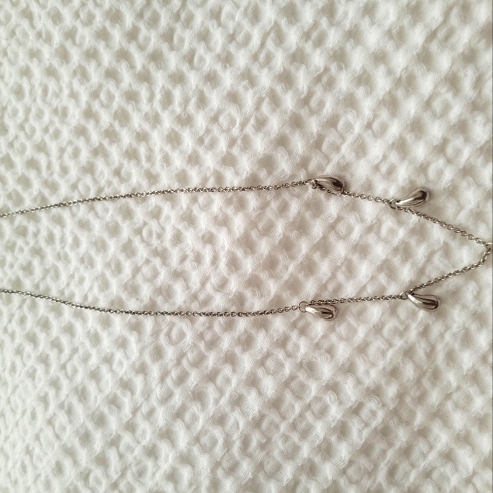 Tiffany Tear drop necklace